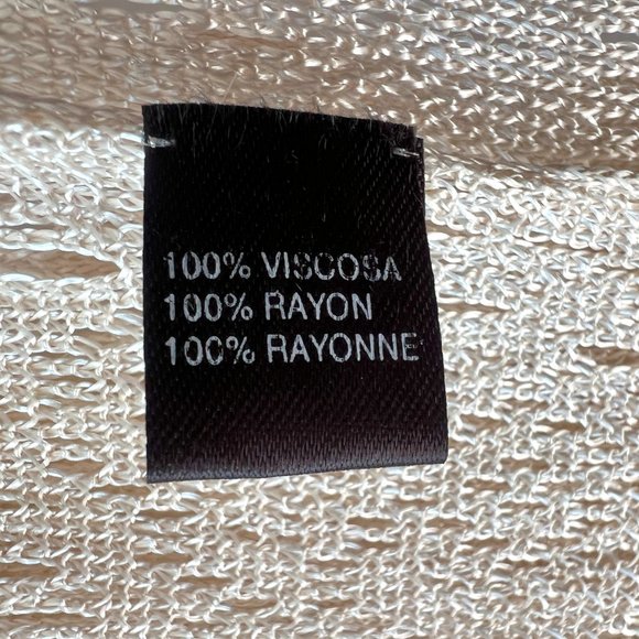 Made In Italy Designer Lace Shawl! - Picture 3 of 6